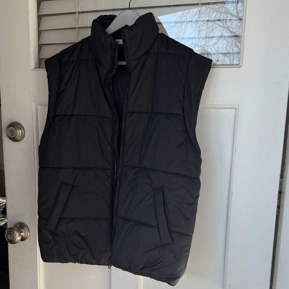 DSG Men's Black Puffer Vest